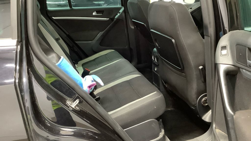 Used Volkswagen Tiguan 2015 for sale - 77080428: Photo 4