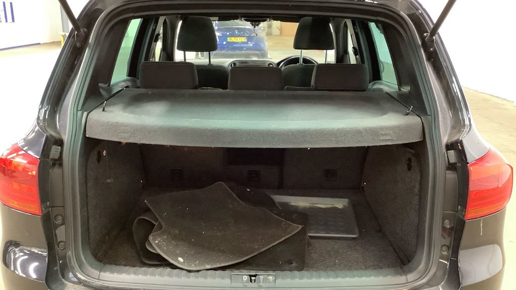 Used Volkswagen Tiguan 2015 for sale - 77080428: Photo 6