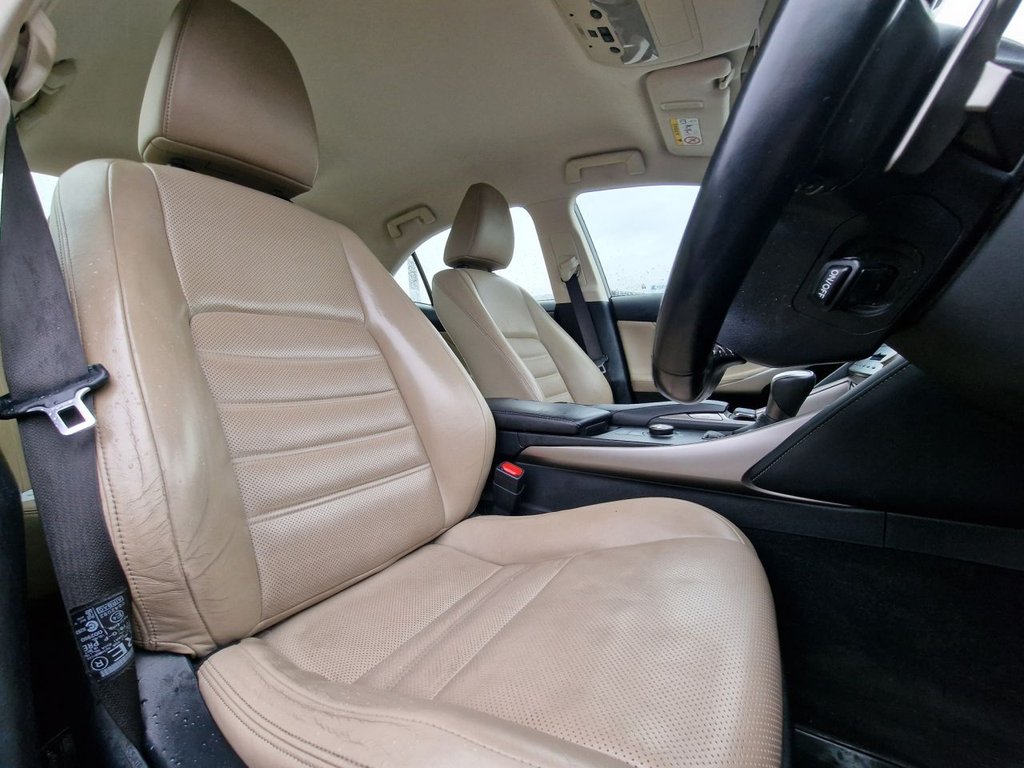 Used Lexus IS 2017 for sale - 77212245: Photo 46