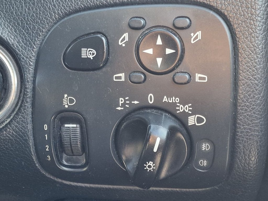 Used Mercedes-Benz CLK 2008 for sale - 78153482: Photo 27