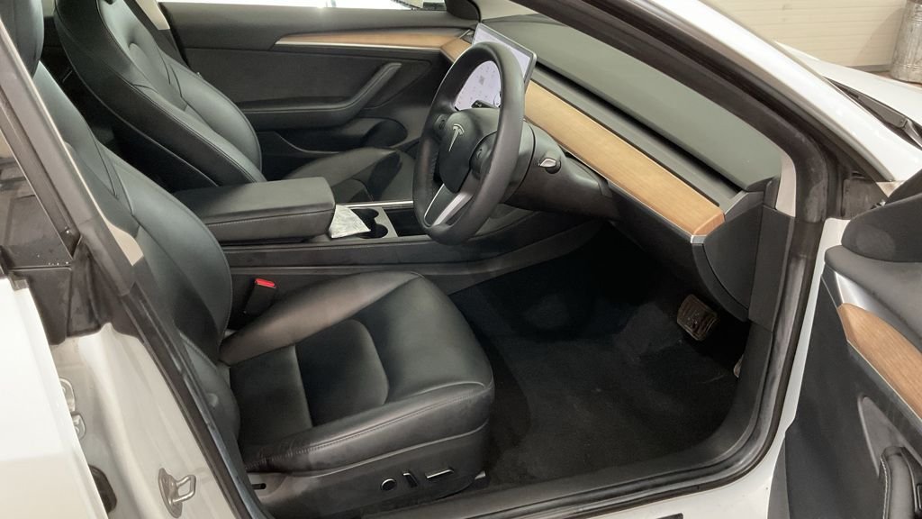 Used Tesla Model 3 2021 for sale - 77139901: Photo 13