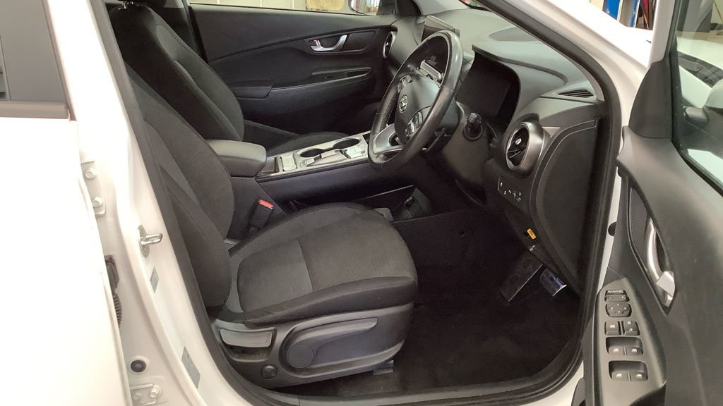 Used Hyundai KONA 2021 for sale - 76744424: Photo 14