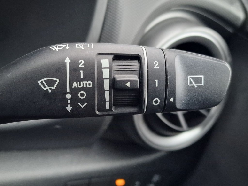 Used Hyundai KONA 2021 for sale - 76744424: Photo 31