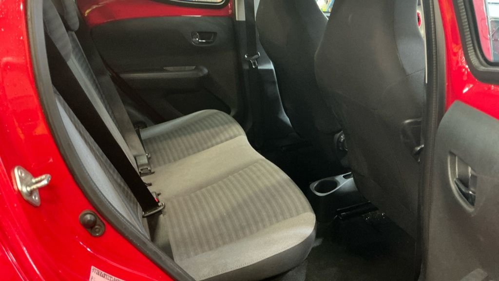 Used Toyota AYGO 2018 for sale - 76740139: Photo 11