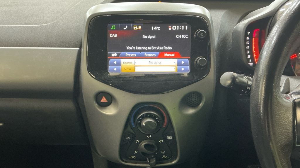 Used Toyota AYGO 2018 for sale - 76740139: Photo 15