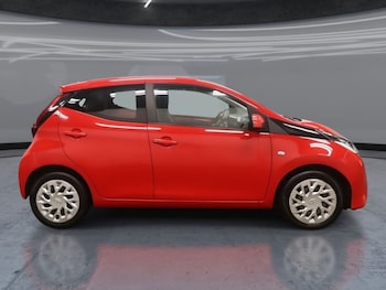 Used Toyota AYGO 2018 for sale - 76740139: Photo