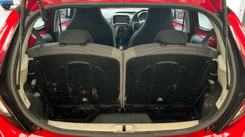 Used Toyota AYGO 2018 for sale - 76740139: Photo 9