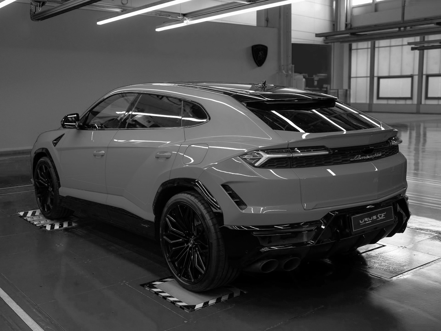 Used Lamborghini Urus 2025 for sale - 77019057: Photo 3