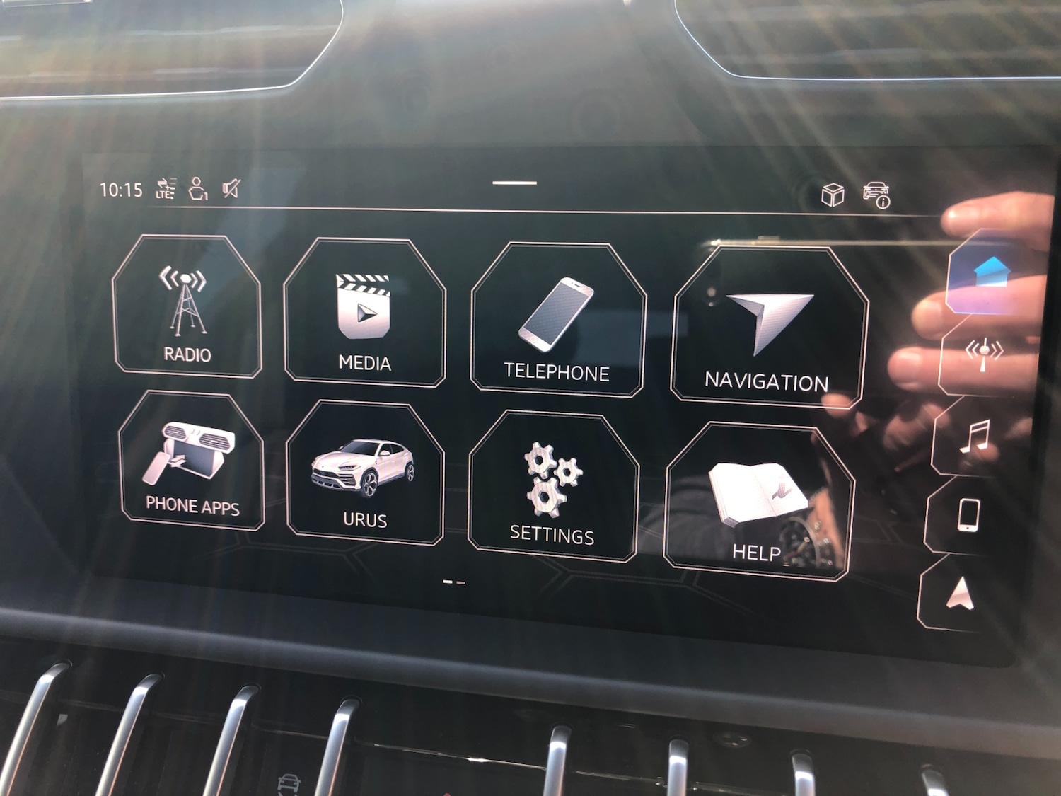 Used Lamborghini Urus 2021 for sale - 77019107: Photo 16