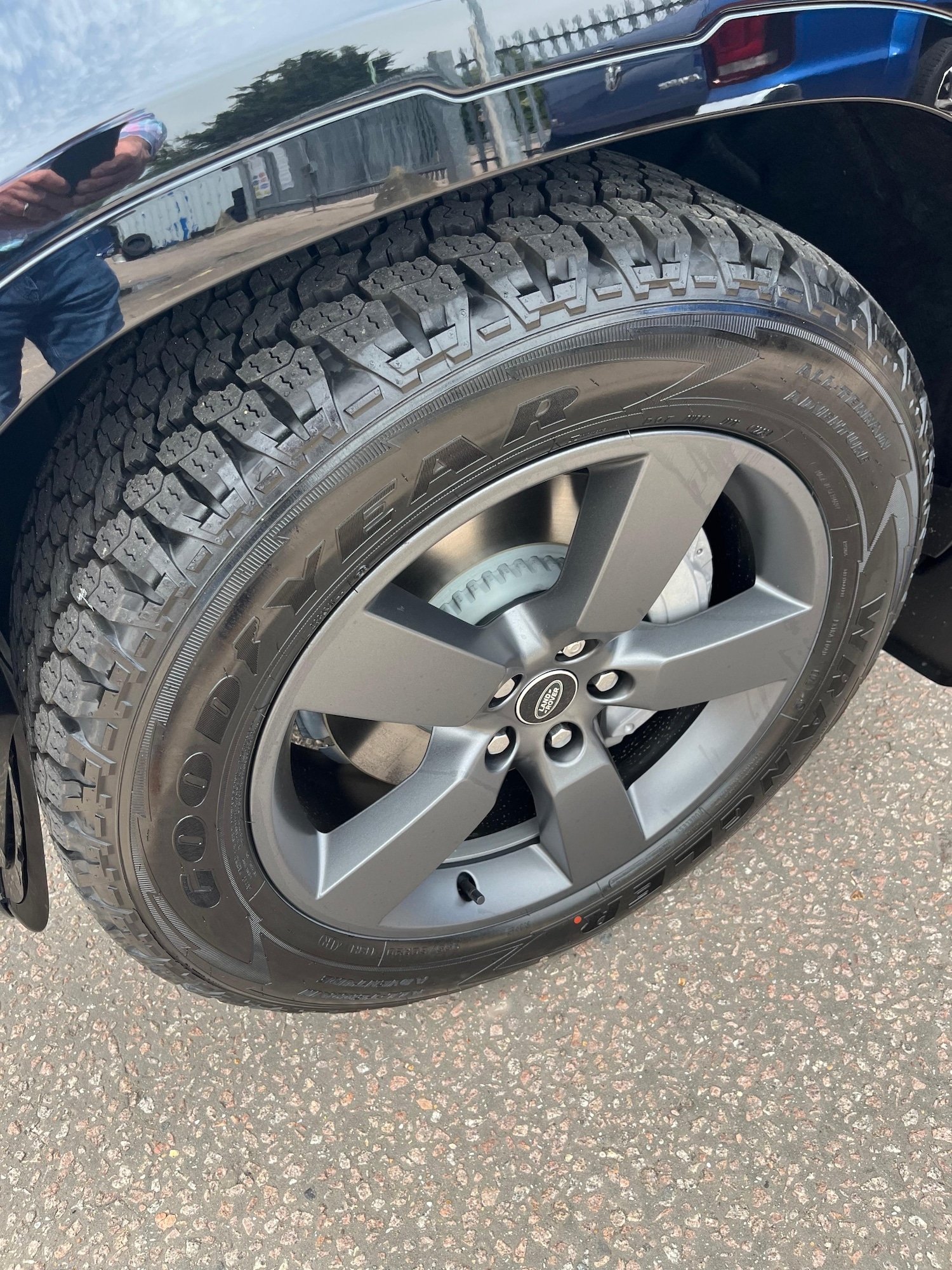 Used Land Rover Defender 2025 for sale - 77103917: Photo 5