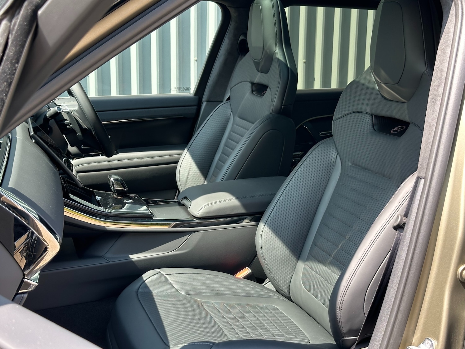 Used Land Rover Range Rover Sport 2024 for sale - 77404005: Photo 11