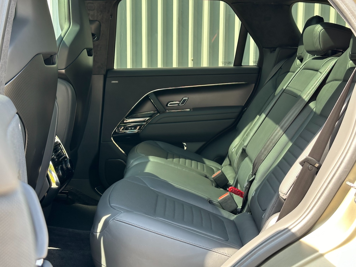 Used Land Rover Range Rover Sport 2024 for sale - 77404005: Photo 13