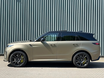 Used Land Rover Range Rover Sport 2024 for sale - 77404005: Photo