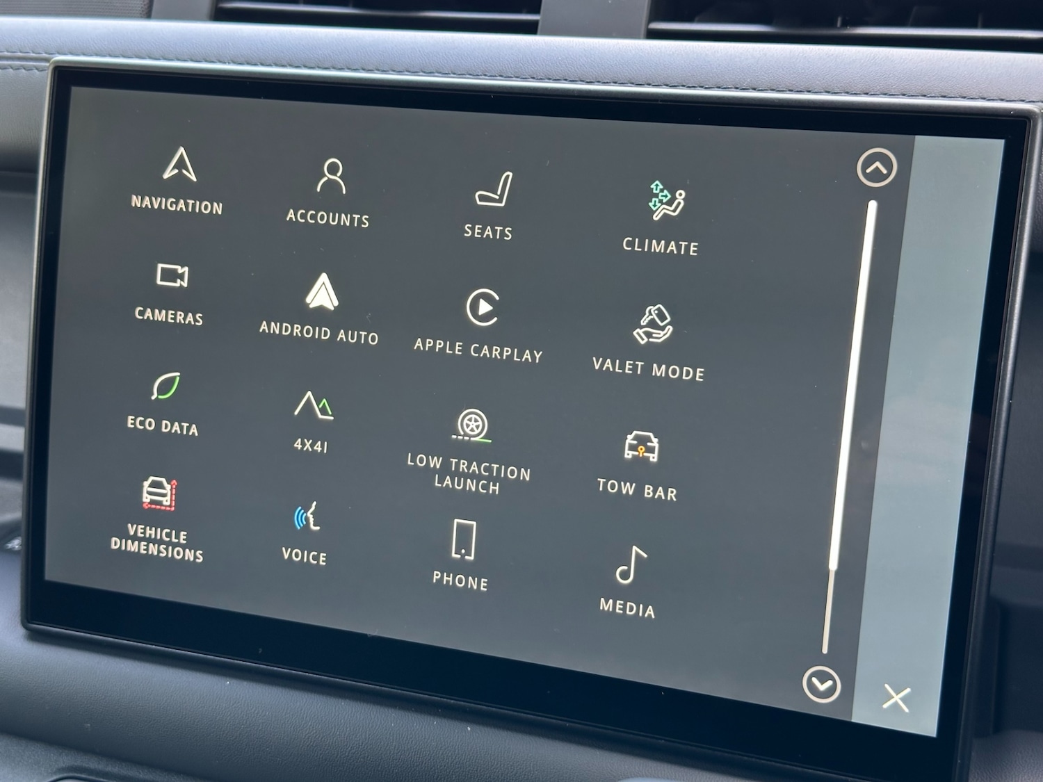 Used Land Rover Defender 2025 for sale - 77019403: Photo 23