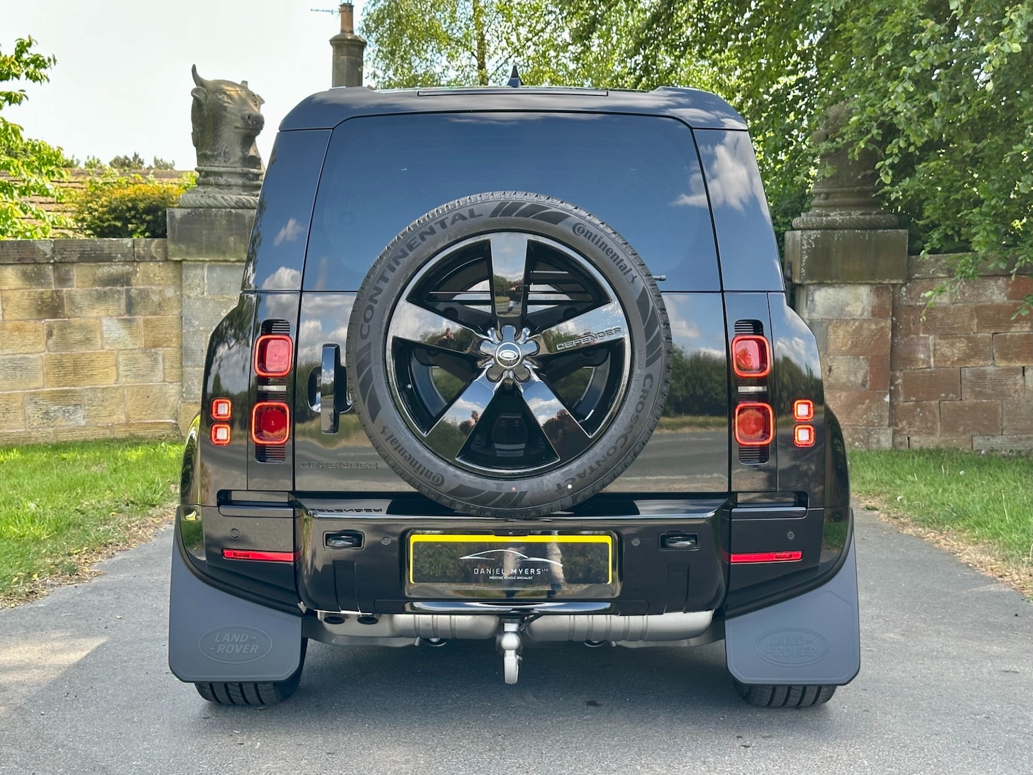 Used Land Rover Defender 2025 for sale - 77019403: Photo 5