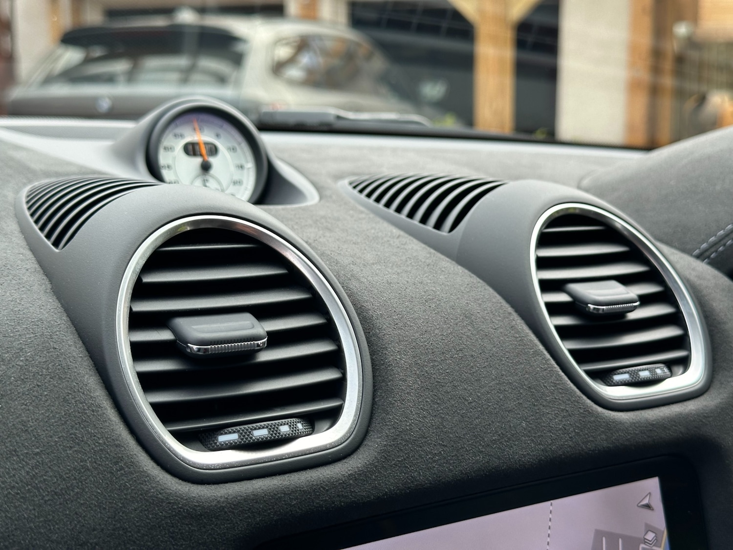 Used Porsche Cayman 2023 for sale - 77019208: Photo 22