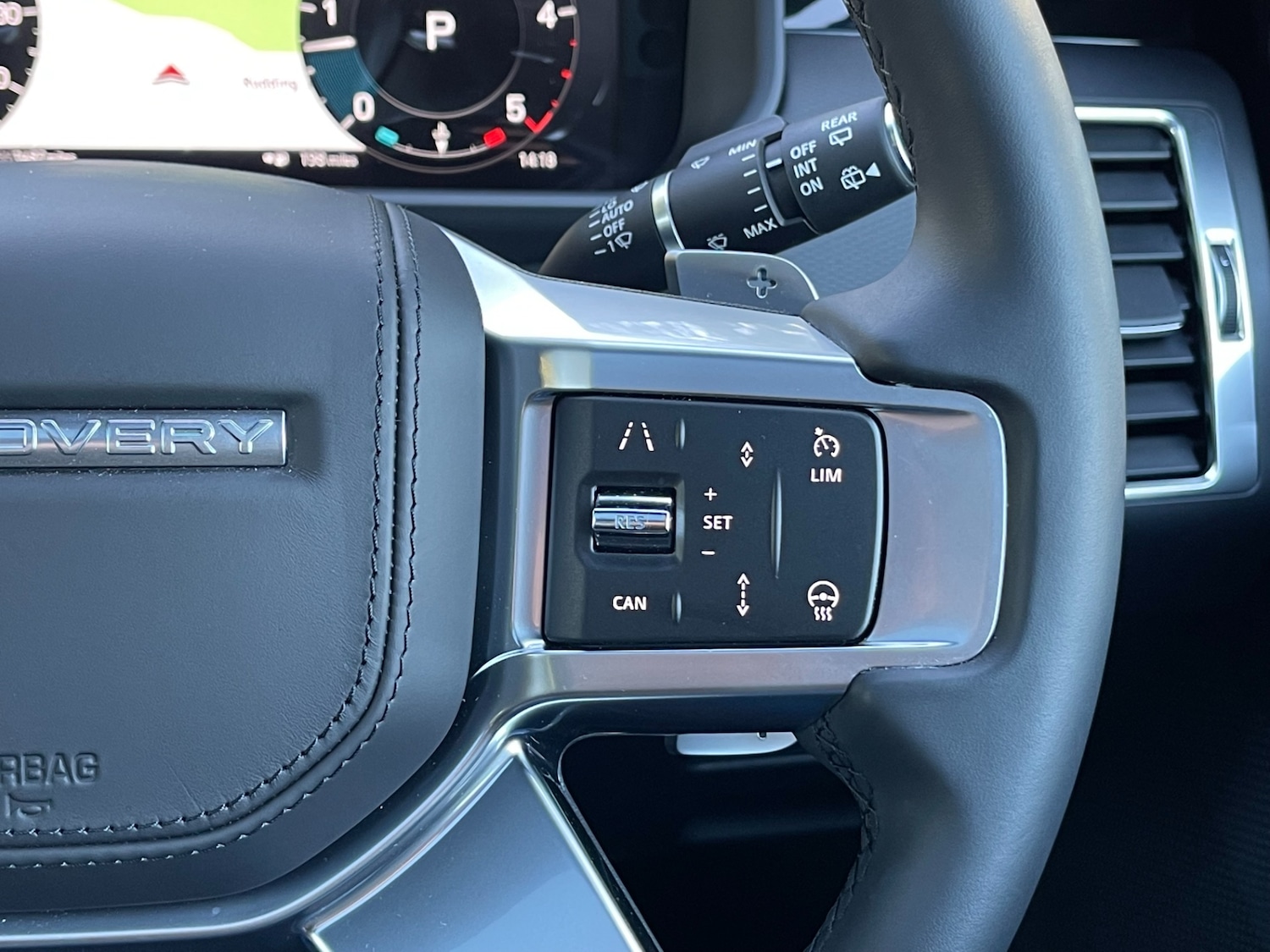 Used Land Rover Discovery 2023 for sale - 77377805: Photo 16