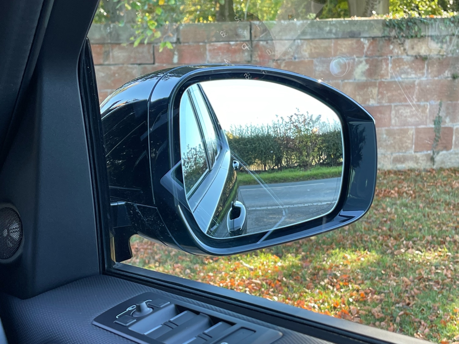 Used Land Rover Discovery 2023 for sale - 77377805: Photo 30