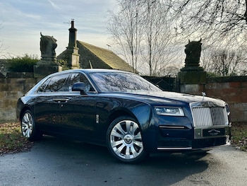 2021 (21) - 4dr Auto EWB