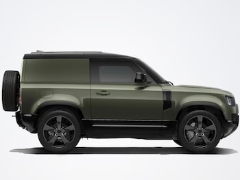 Used Land Rover Defender 2025 for sale - 77020153: Photo