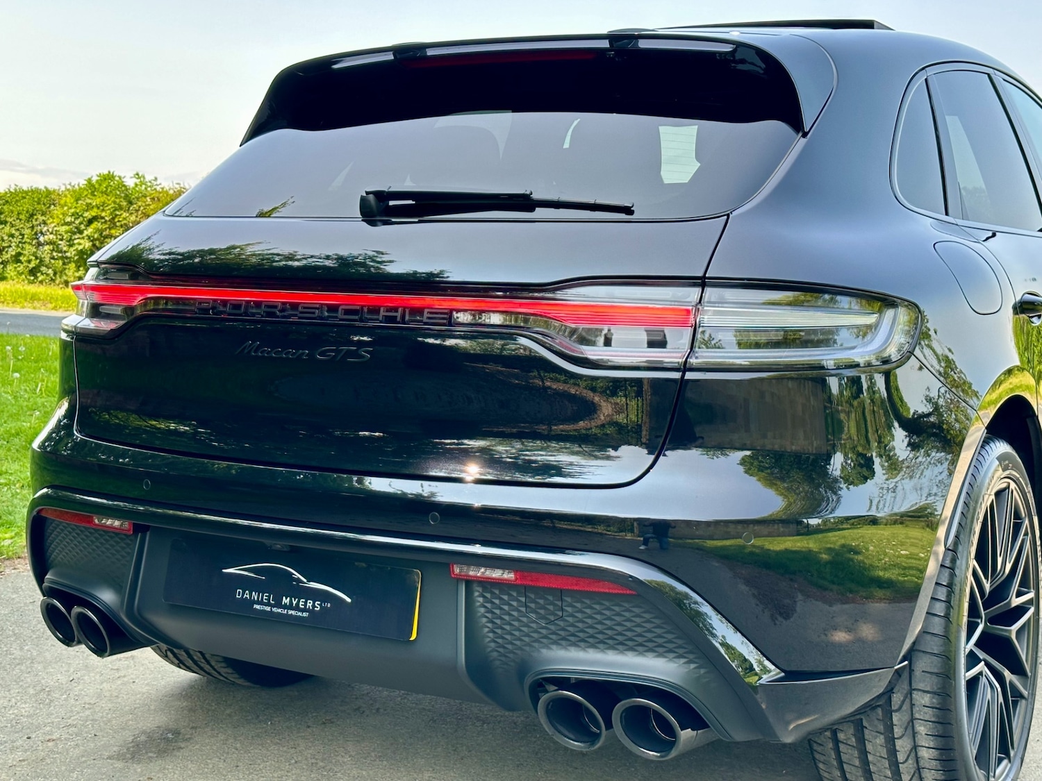 Used Porsche Macan 2025 for sale - 77019226: Photo 38