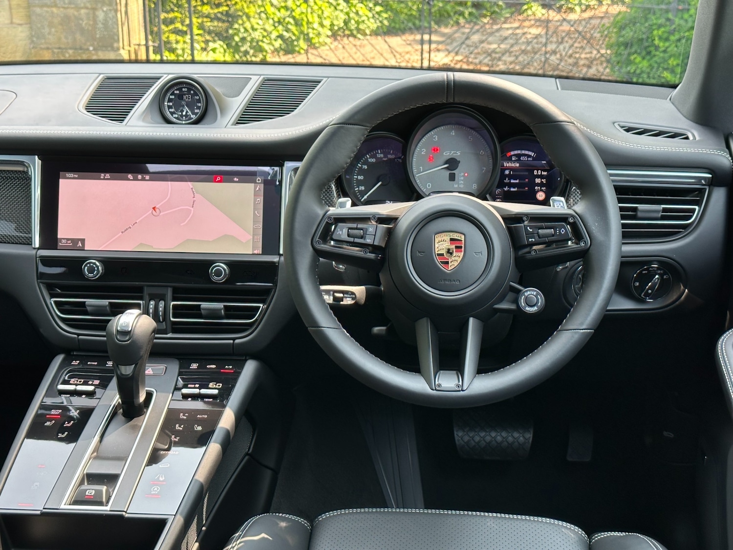 Used Porsche Macan 2025 for sale - 77019226: Photo 9