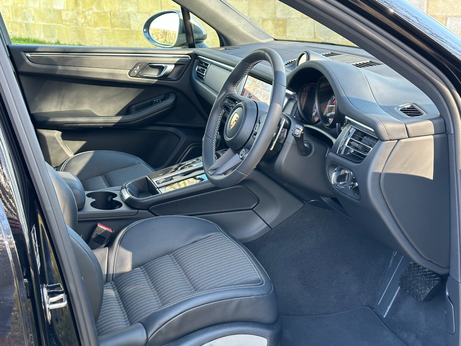 Used Porsche Macan 2023 for sale - 78039684: Photo 10