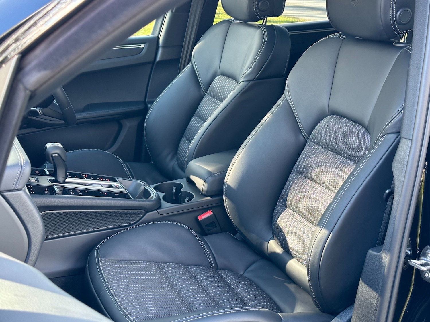 Used Porsche Macan 2023 for sale - 78039684: Photo 11