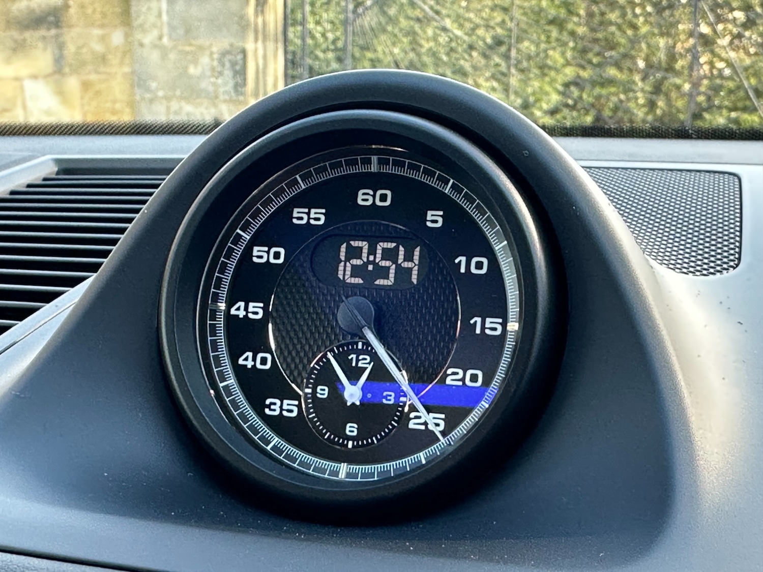 Used Porsche Macan 2023 for sale - 78039684: Photo 16