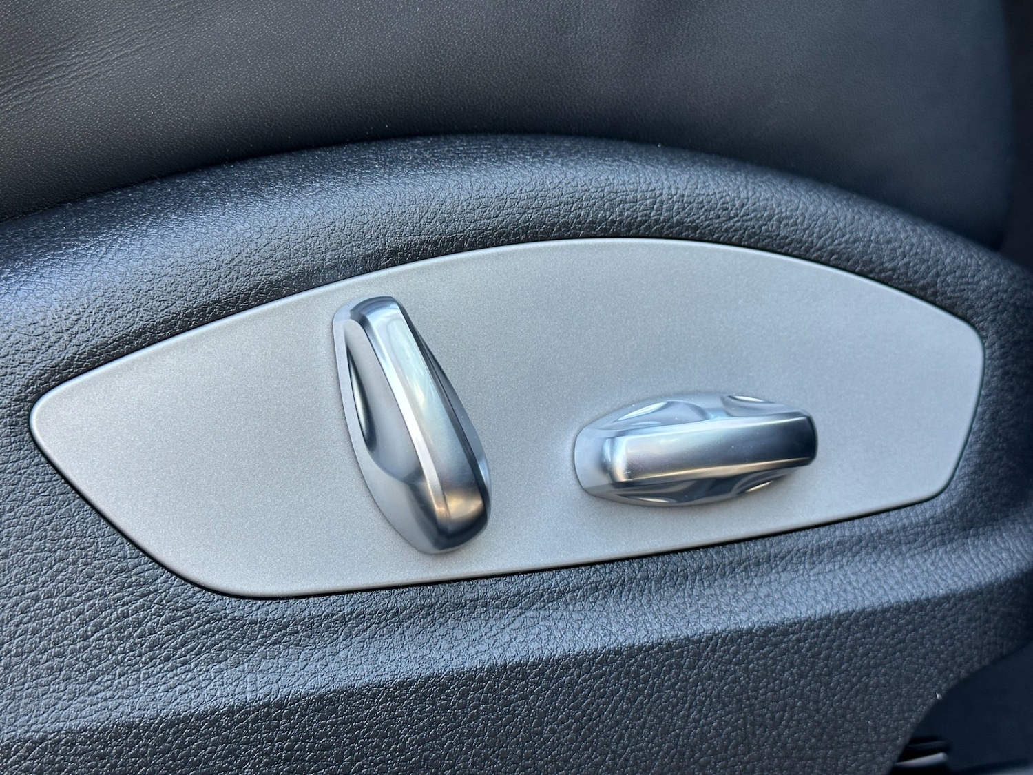 Used Porsche Macan 2023 for sale - 78039684: Photo 26