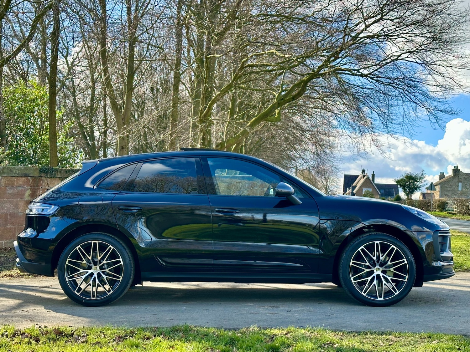 Used Porsche Macan 2023 for sale - 78039684: Photo 3