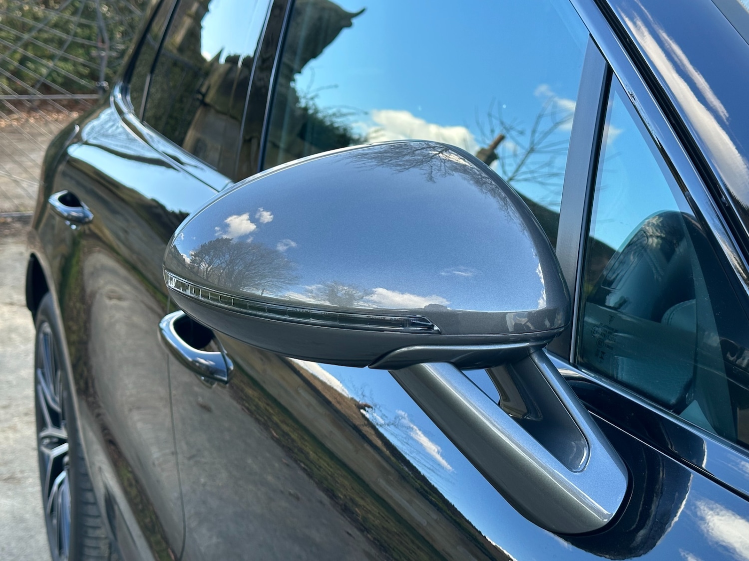 Used Porsche Macan 2023 for sale - 78039684: Photo 31