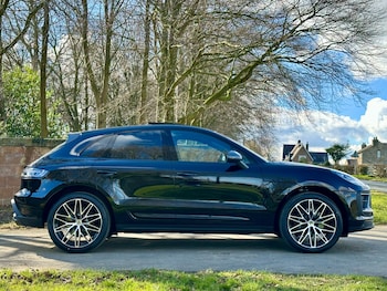 Used Porsche Macan 2023 for sale - 78039684: Photo