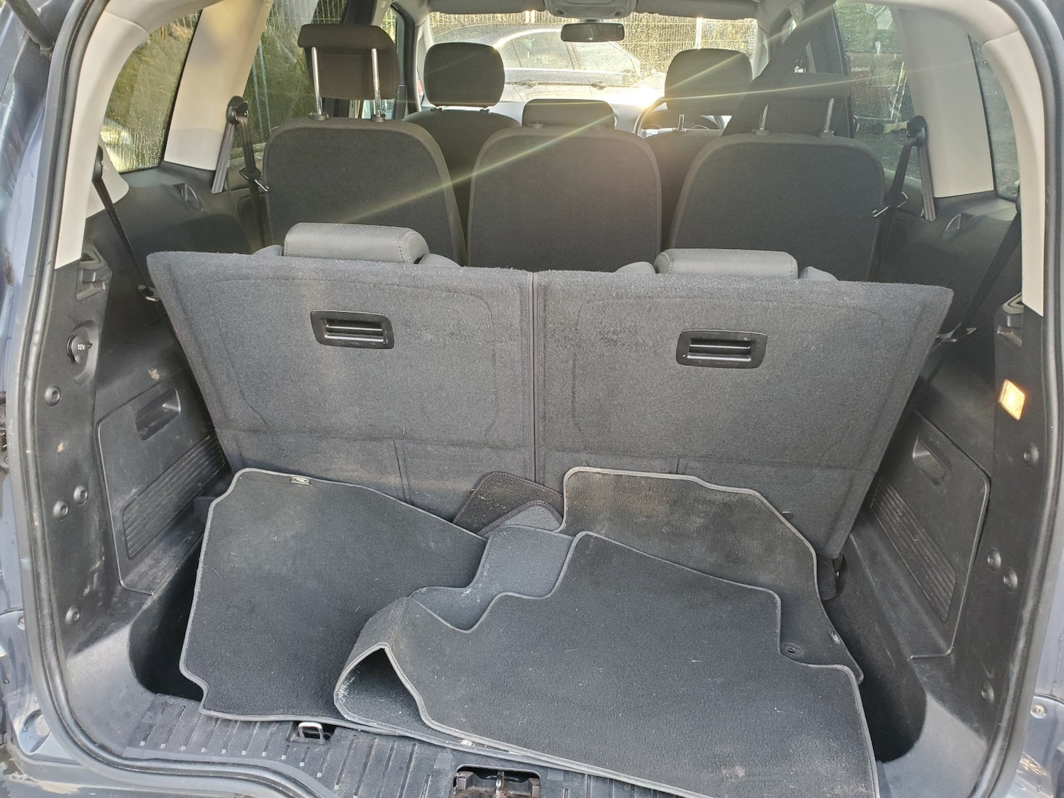 Used Ford S-Max 2012 for sale - 76358141: Photo 18