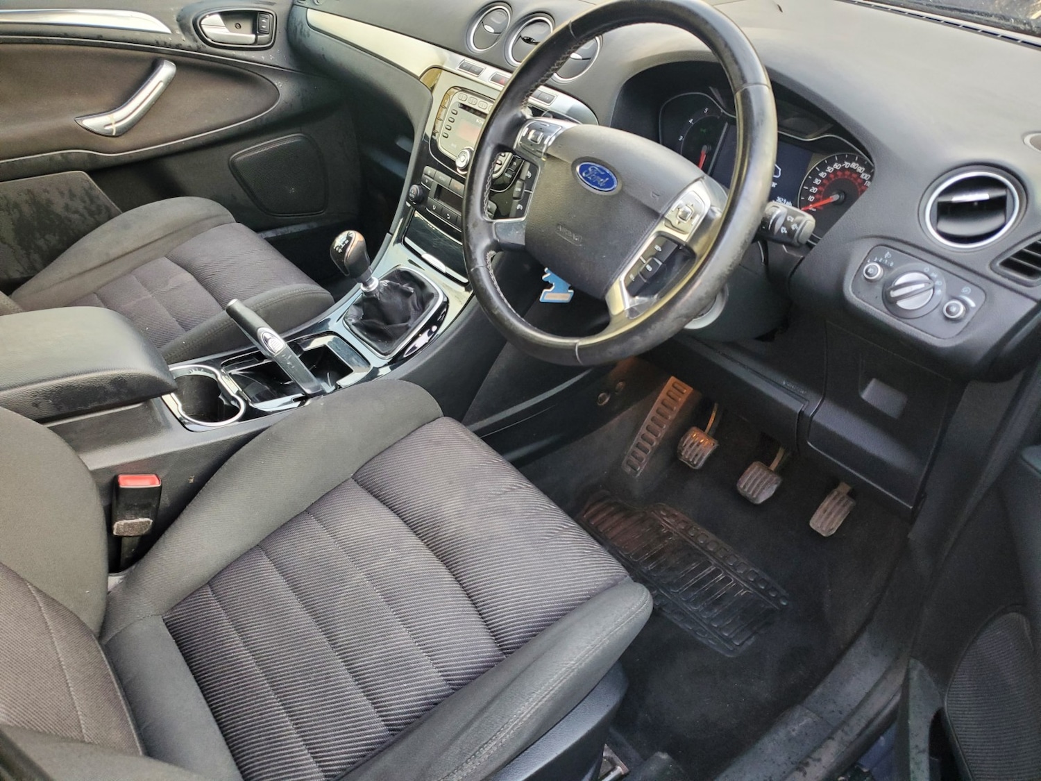Used Ford S-Max 2012 for sale - 76358141: Photo 2