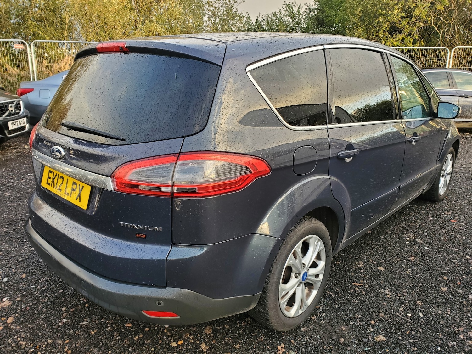 Used Ford S-Max 2012 for sale - 76358141: Photo 8