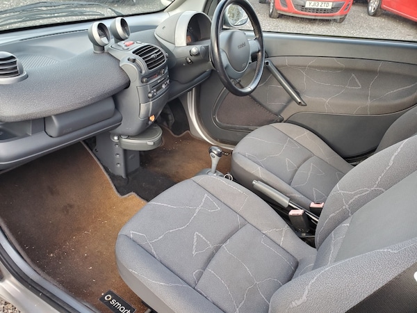 Used smart fortwo 2006 for sale - 76205639: Photo 11