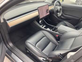 Used Tesla Model 3 2020 for sale - 75034788: Photo