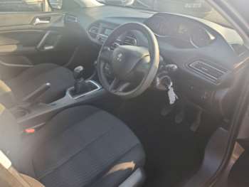 Used Peugeot 308 2015 for sale - 74119209: Photo