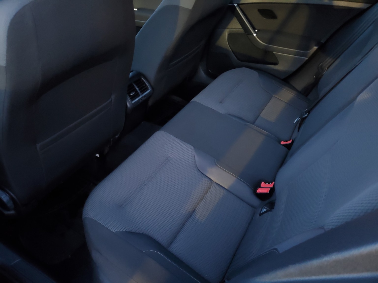 Used Volkswagen Golf 2014 for sale - 76986805: Photo 18