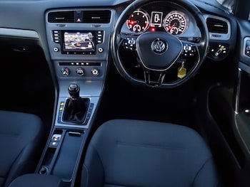 Used Volkswagen Golf 2014 for sale - 76986805: Photo