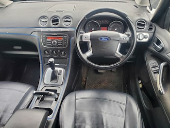 Used Ford Galaxy 2014 for sale - 76273343: Photo 2