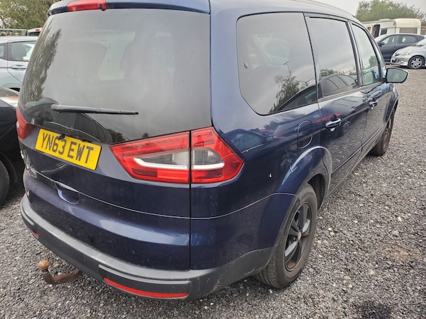 Used Ford Galaxy 2014 for sale - 76273343: Photo 3
