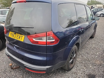 Used Ford Galaxy 2014 for sale - 76273343: Photo 3