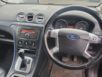 Used Ford Galaxy 2014 for sale - 76273343: Photo 4