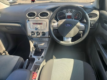 Used Ford Focus 2009 for sale - 75806480: Photo