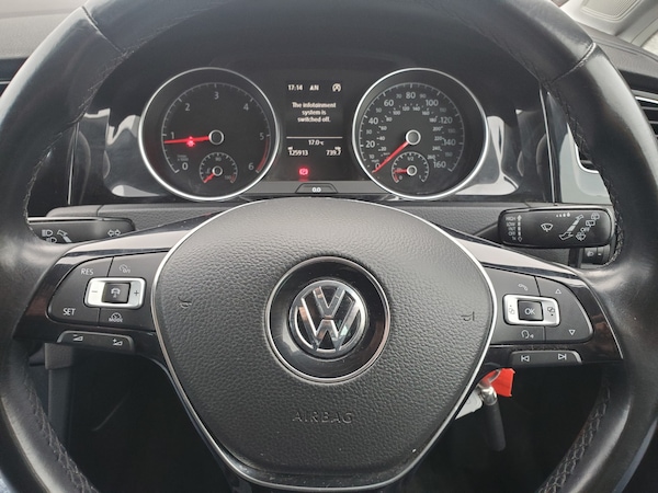Used Volkswagen Golf 2014 for sale - 76211886: Photo 17