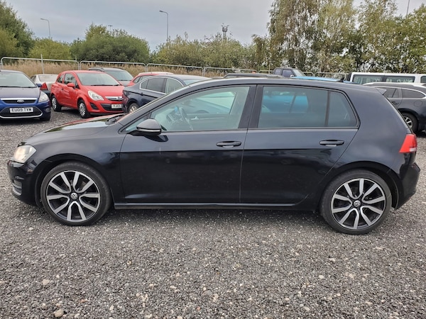 Used Volkswagen Golf 2014 for sale - 76211886: Photo 4