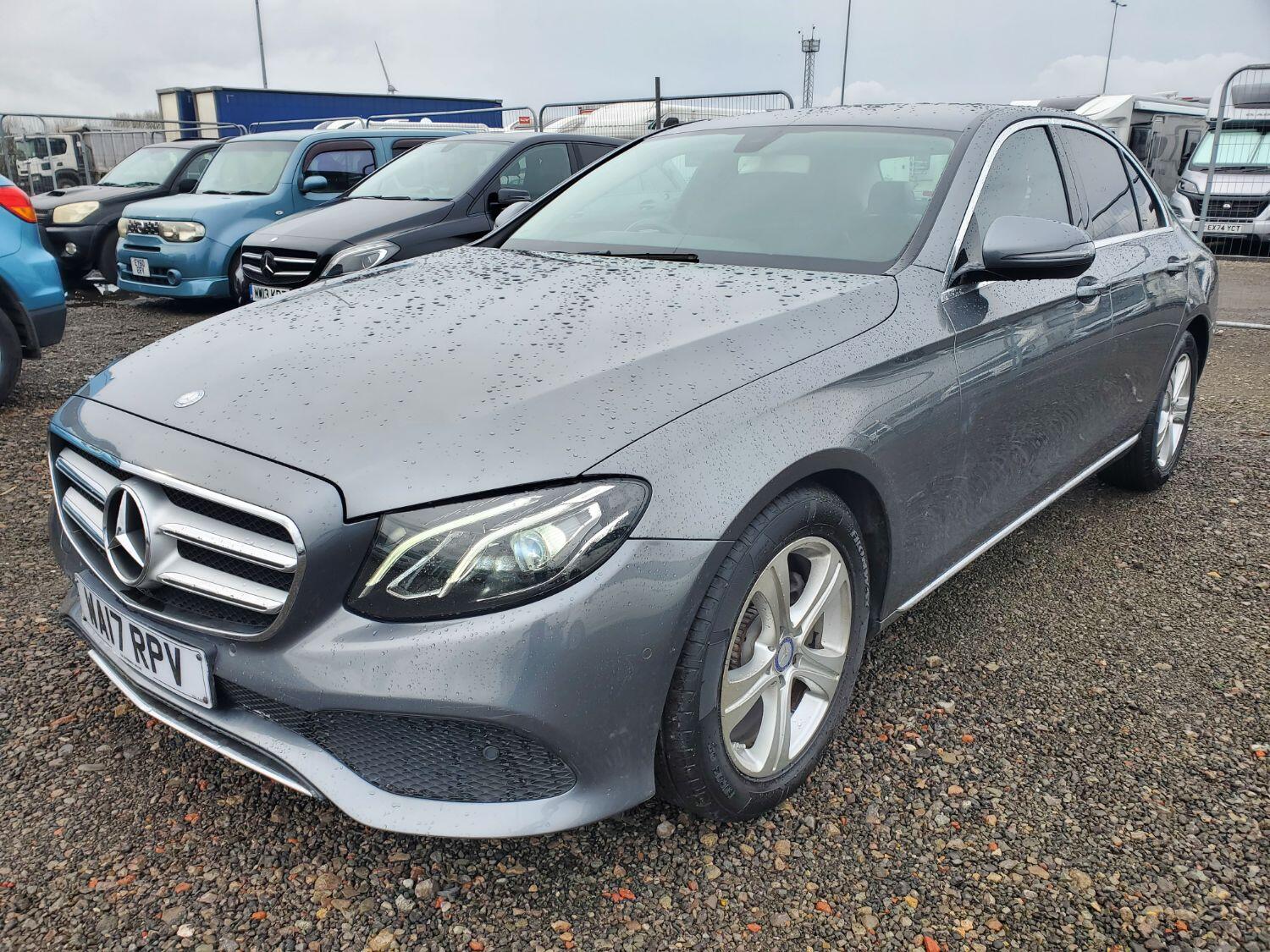 Used Mercedes-Benz E Class 2017 for sale - 76263408: Photo 3