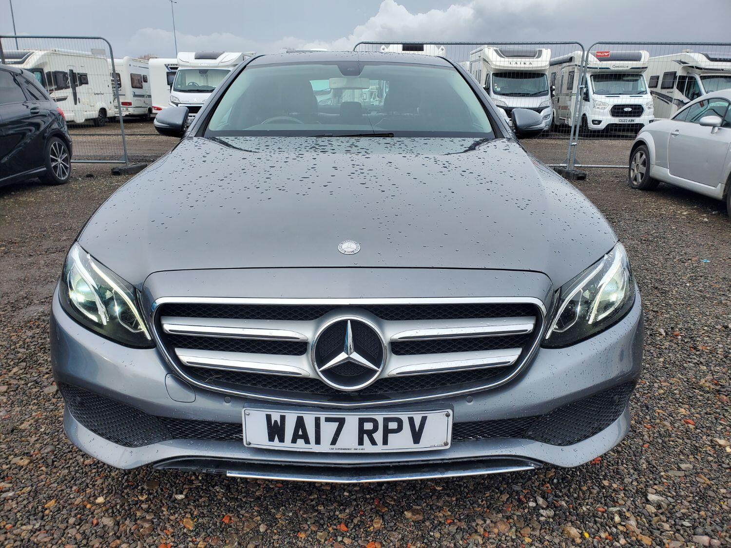 Used Mercedes-Benz E Class 2017 for sale - 76263408: Photo 5